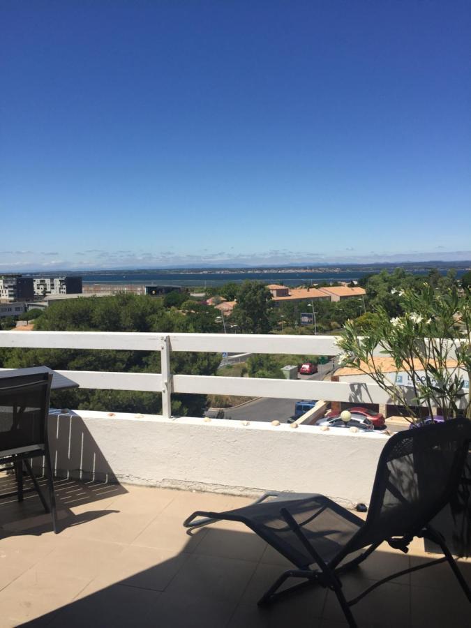 Face A La Mer Avec Piscine A Sete Exterior photo